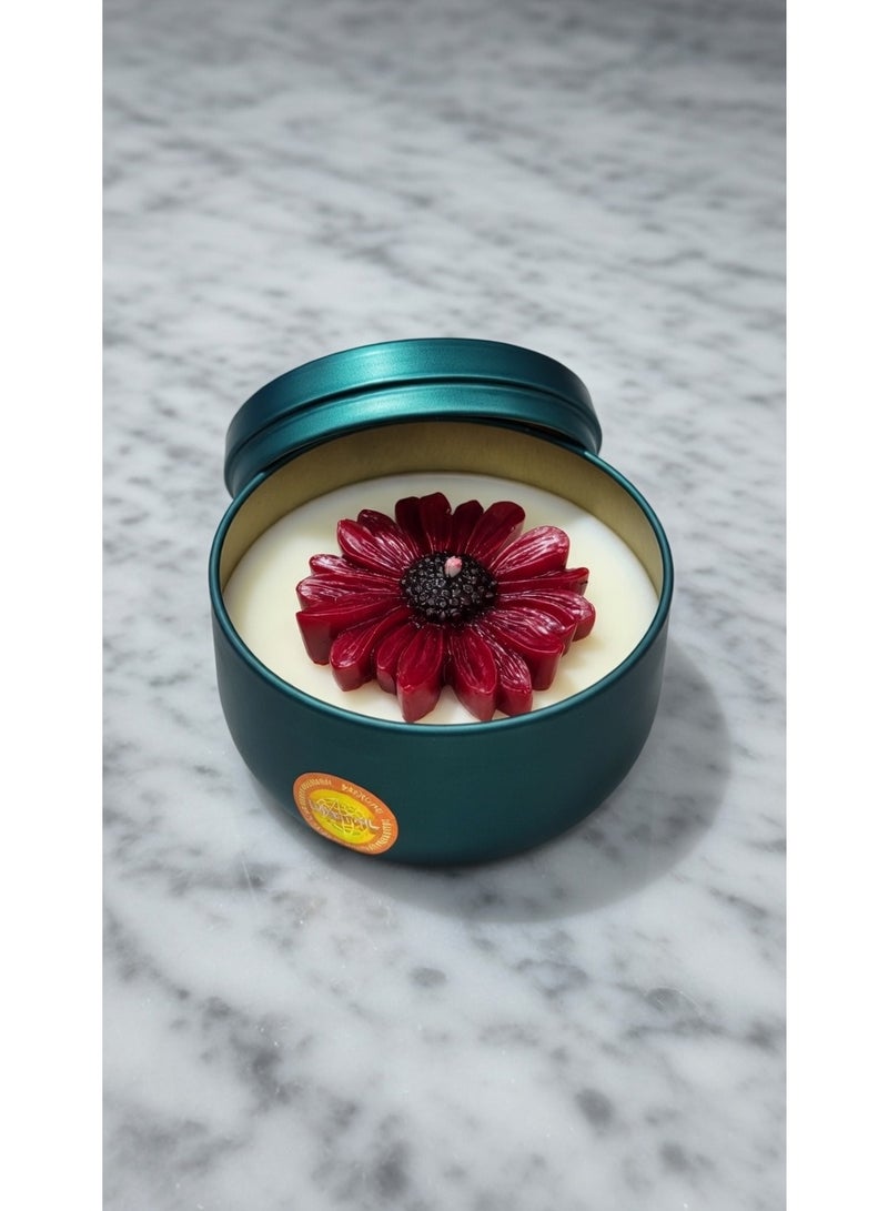 شمعة فاخرة معطرة من شمع الصويا (داخل وعاء) – شمعة متميزة مصبوبة يدوياً في جرة أنيقة | عطر يدوم طويلاً | قطعة ديكور منزلي راقية وهدية مثالية - Image 2