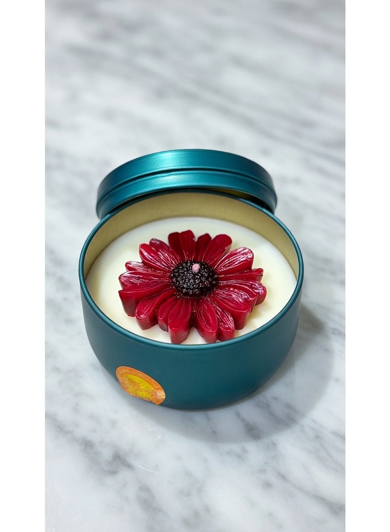 شمعة فاخرة معطرة من شمع الصويا (داخل وعاء) – شمعة متميزة مصبوبة يدوياً في جرة أنيقة | عطر يدوم طويلاً | قطعة ديكور منزلي راقية وهدية مثالية - Image 1