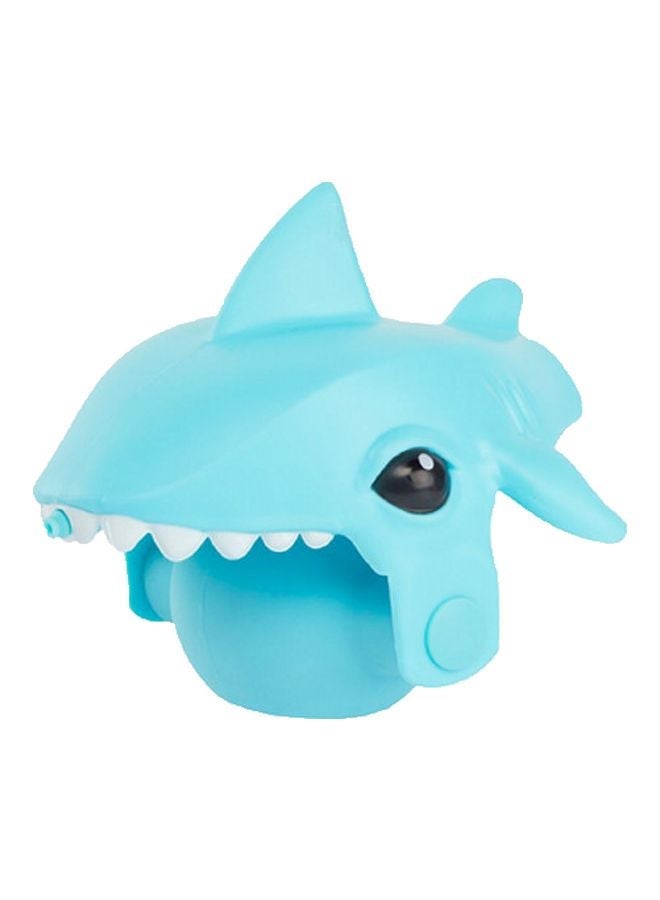 NIBEMINENT Squirting Shark Toy 14cm - Image 1