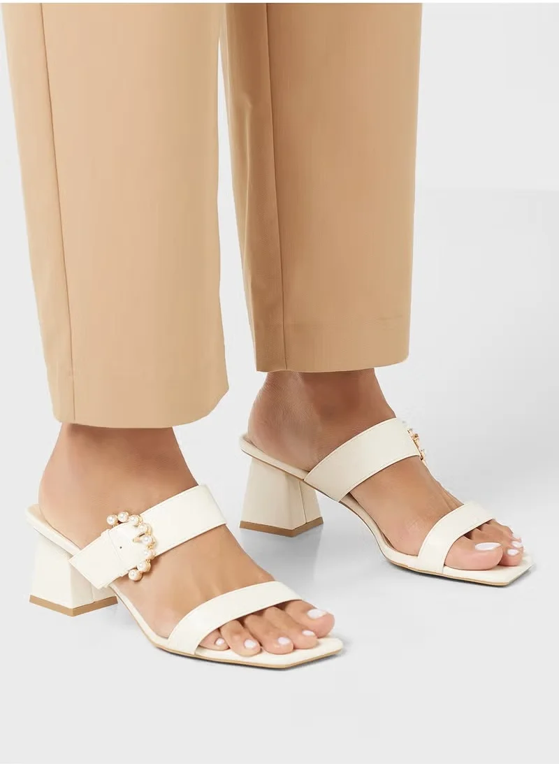 ايلا Pearl Buckle Heel Sandal