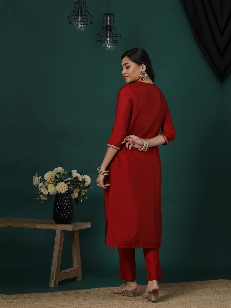 globus Women Floral Yoke Design Regular Kurta With Trousers