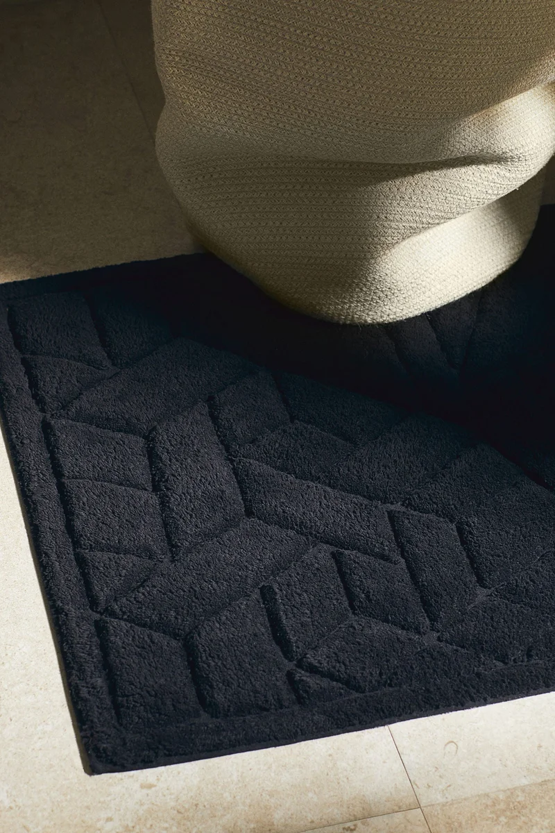 H&M Tufted cotton bath mat