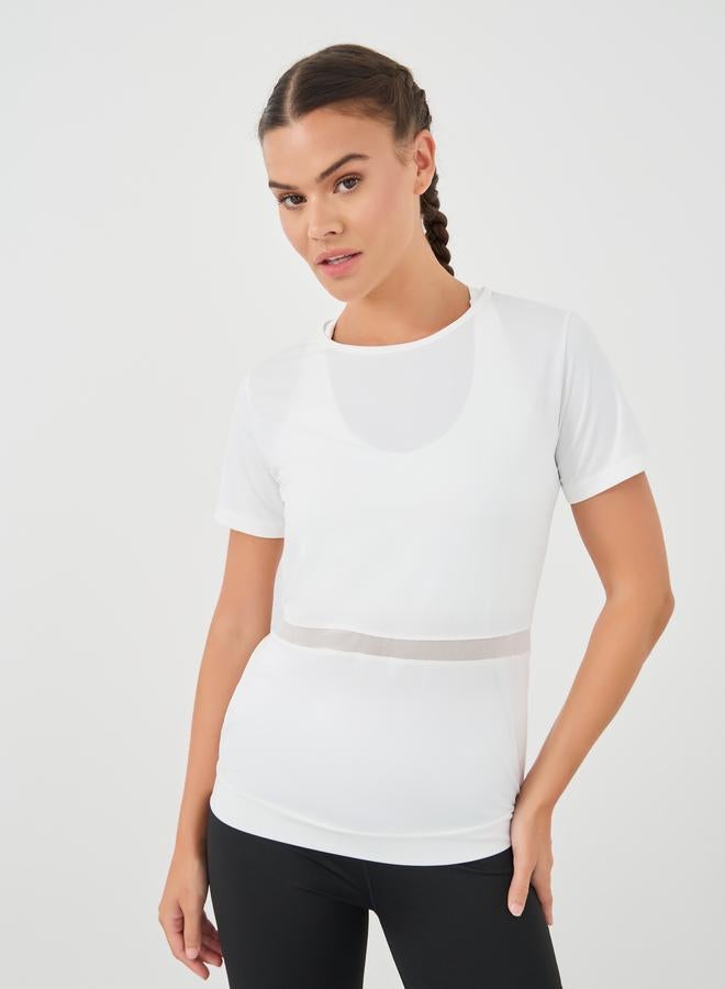 ستايلي اكتيف بلوزة قصيرة بأكمام قصيرة مزينة بشبكة منقوشة - Image 1