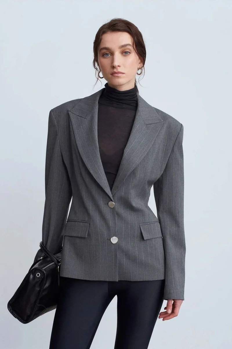 DILVIN Fitted Crepe Blazer With Shawl Collar