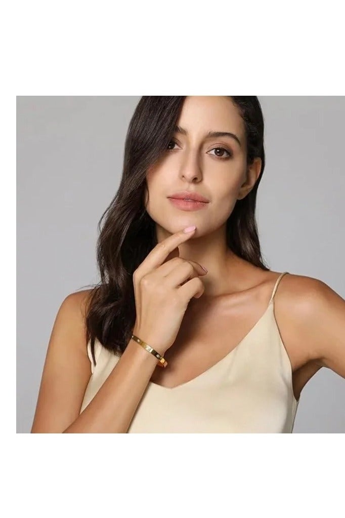 أم أم جاي سوار الحب للنساء Gilrs مع أحجار الزيركونيا المكعبة الفولاذ المقاوم للصدأ المفصلات المجوهرات مع سوار البيضاوي الكريستالي أفضل هدايا للحب مع عيد الحب عيد الميلاد - Image 3