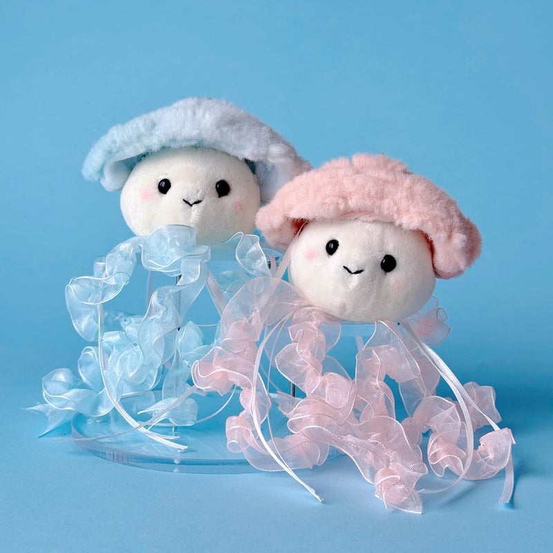 Plushland Magnetic Jellyfish Pair - Wavy & Chloe Kissing Plush Keychain Set, Ocean-Themed Calming Gift with Heart Charm, Dreamy Stuffed Animals for Peace & Love 4 Inches (Jellyfish Pair) - Image 5