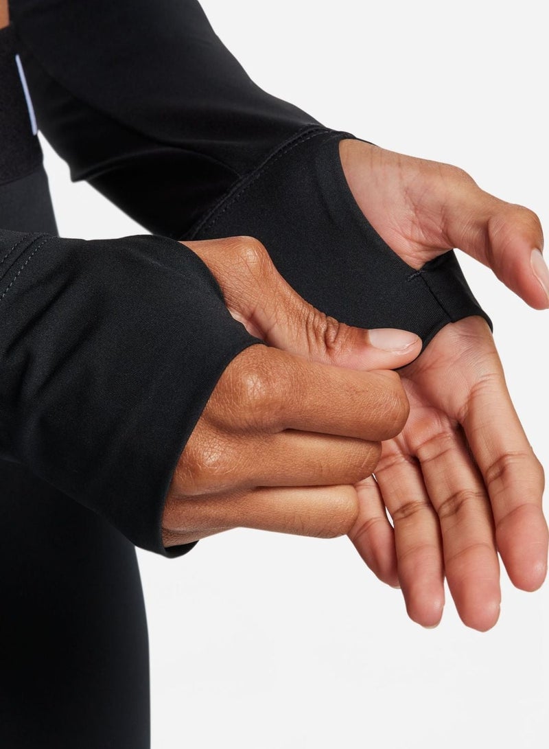 نايكي تيشيرت قصير بتقنية دراي-فيت مزين بقصة بكامل الخصر - Image 5