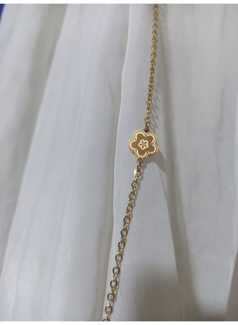 Luxuria Luxury 18K Gold Plated Stainless Steel Bracelet, Fashionable Luxury Five Leaf Shell Clover Bracelet for Women, Jewelry Gift Bracelets for Women - Image 3