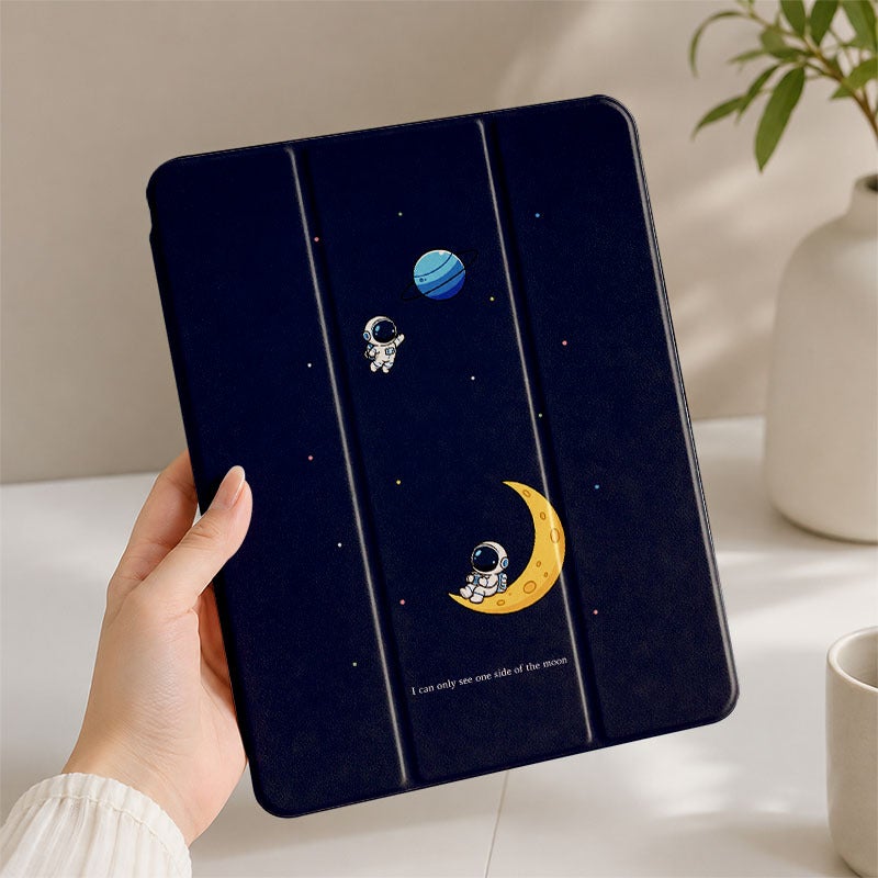 Tablet Case for iPad, Astronauts One Side Of The Moon, iPad Protective Case for Mini Air Pro 4 5 6 7 8 9 10 11 12, for 7.9 8.3 9.7 10.2 10.5 10.9 11 12.9 13 inch Clear Acrylic Shockproof Cover with Stand - Image 1