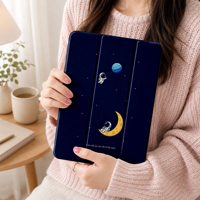 Tablet Case for iPad, Astronauts One Side Of The Moon, iPad Protective Case for Mini Air Pro 4 5 6 7 8 9 10 11 12, for 7.9 8.3 9.7 10.2 10.5 10.9 11 12.9 13 inch Clear Acrylic Shockproof Cover with Stand - Image 5