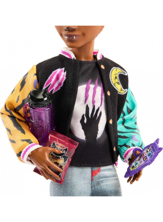Monster High Doll, Clawd Wolf Werewolf with Pet Gargoyle Bulldog & Themed Accessories, Includes Casketball Jersey & Bag - Image 4