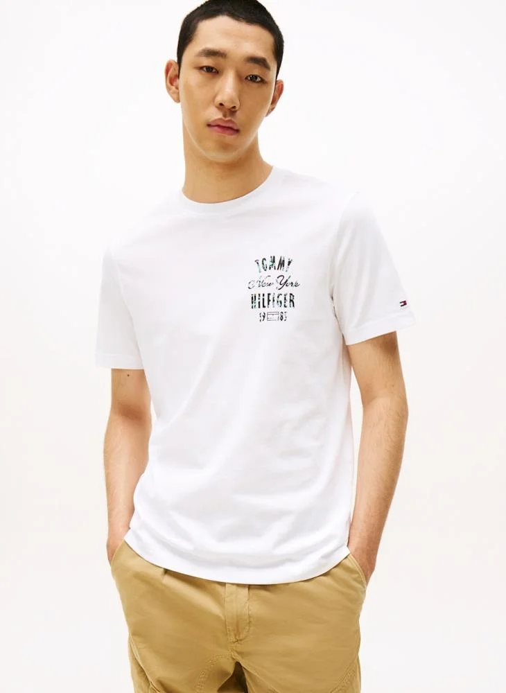 TOMMY HILFIGER Graphic Crew Neck T-Shirt