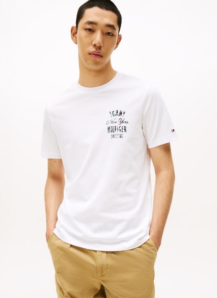 TOMMY HILFIGER Graphic Crew Neck T-Shirt - Image 1