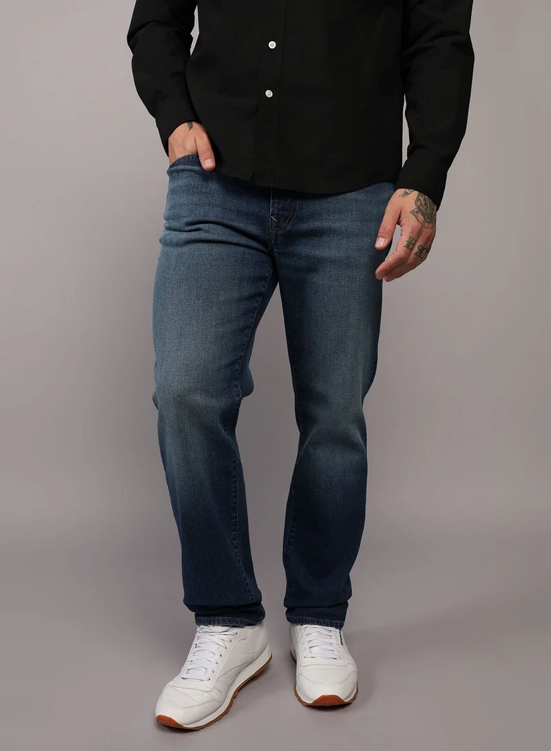 امريكان ايجل Airflex+ Rinse Wash Straight Fit Jeans