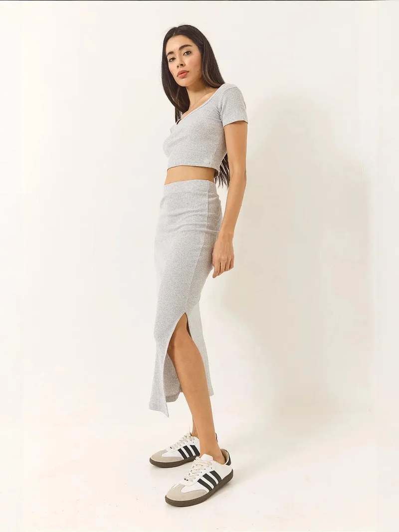 بيانكو لوتشي طقم نسائي قطعتين مضلع بياقة مربعة