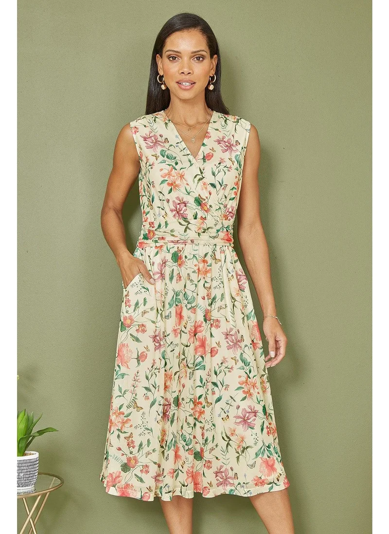 Yumi Floral Print Midi Dress