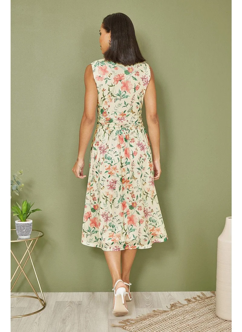 Yumi Floral Print Midi Dress