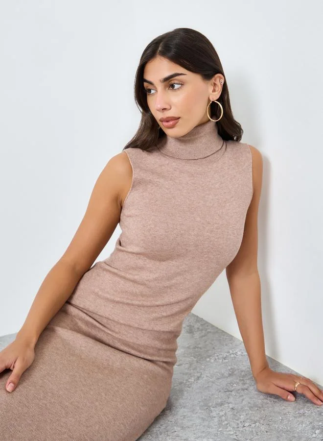 Styli Beige Sleeveless Flat Knit Midi Dress
