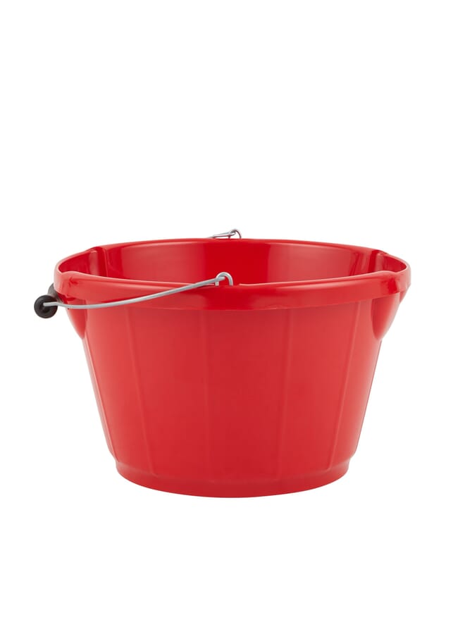 Red Gorilla - Plas - Gorilla Plas 10L Feed Bucket Red - Image 1