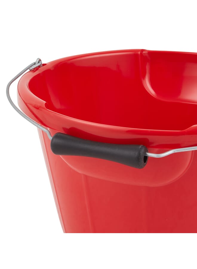 Red Gorilla - Plas - Gorilla Plas 10L Feed Bucket Red - Image 3