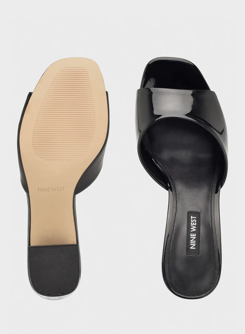 NINE WEST Ferris3 Sandals