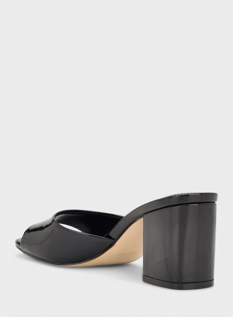 NINE WEST Ferris3 Sandals