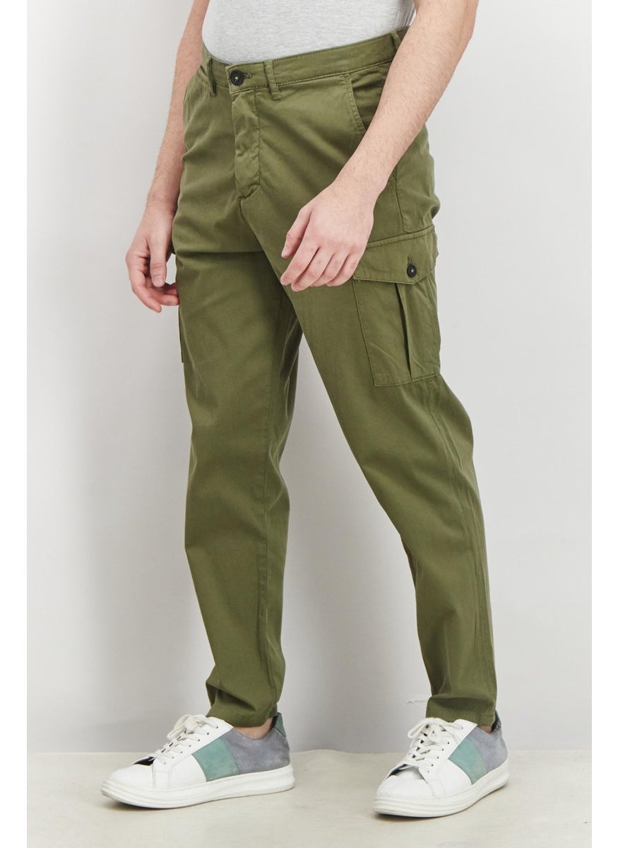 Men Slim Fit Plain Cargo Pants, Olive - pzsku/ZB2D6B652D234F8E21605Z/45/_/1740495034/685bafcd-6804-4393-90d0-e1b4853adcf9