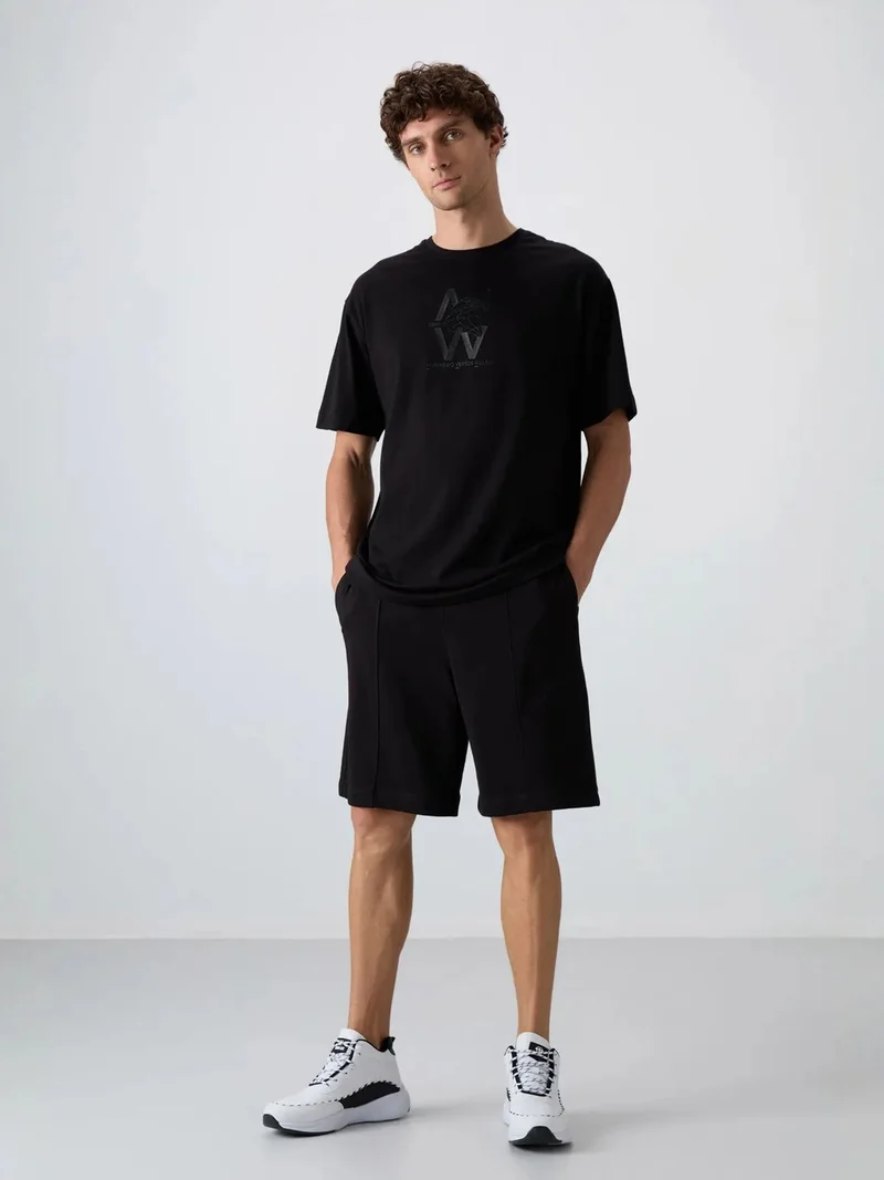 تومي لايف TOMMY Men's Knit Sweat Shorts