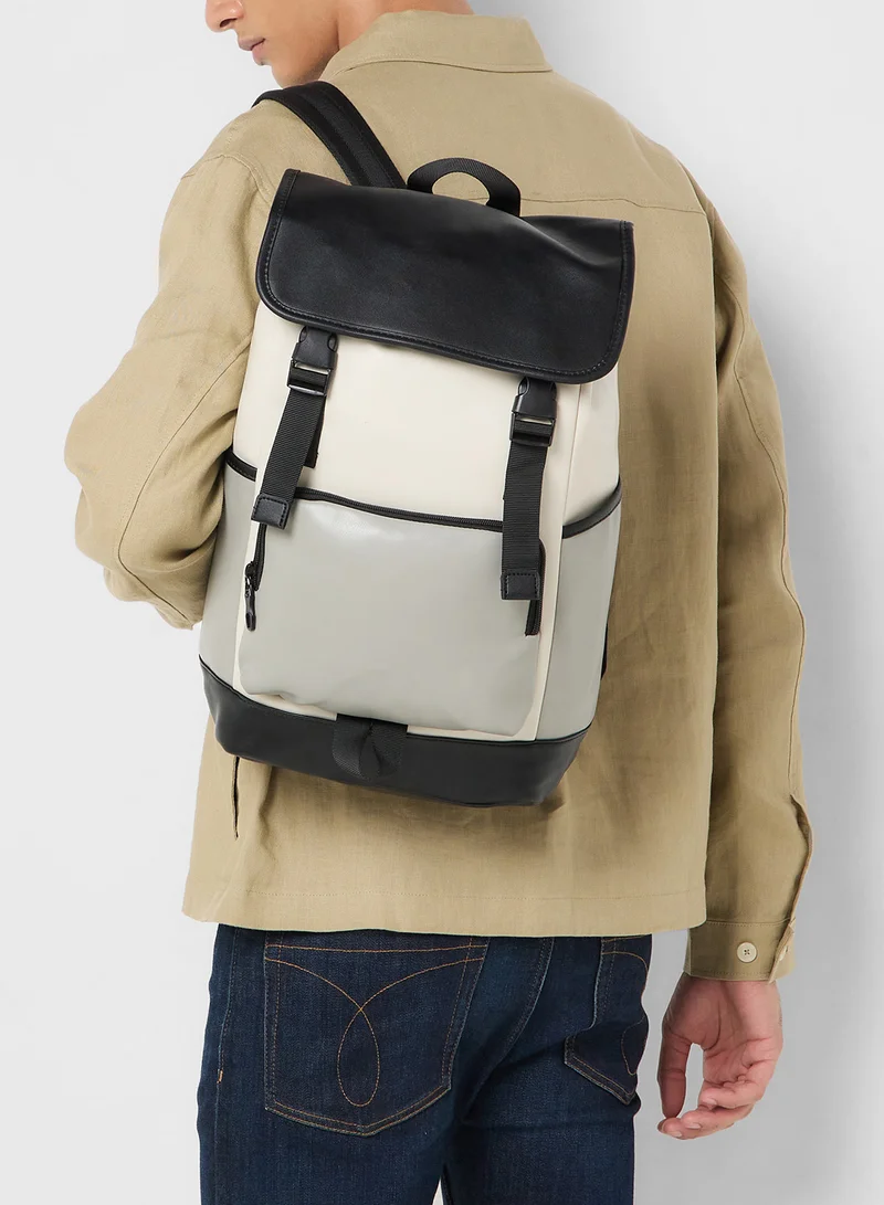 Robert Wood Casual Backpack