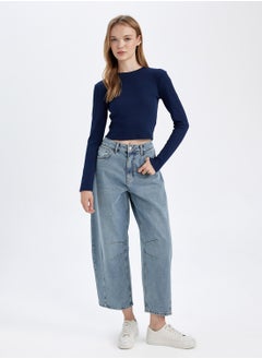 DeFacto Fitted Crew Neck Ribbed Basic Plain Long Sleeve T-Shirt  - Image 4