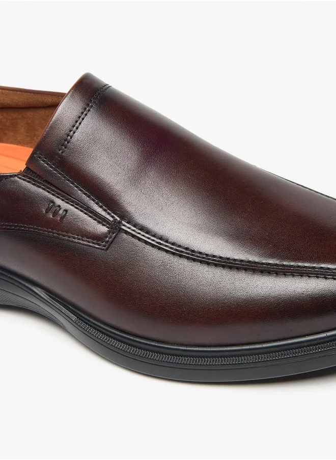 لو كونفورت Men's Solid Slip-On Loafers