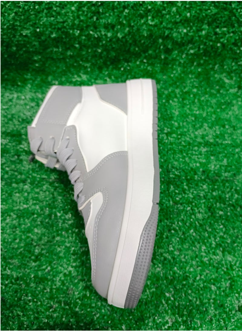 Generic - Casual Leather Sneaker - Image 1