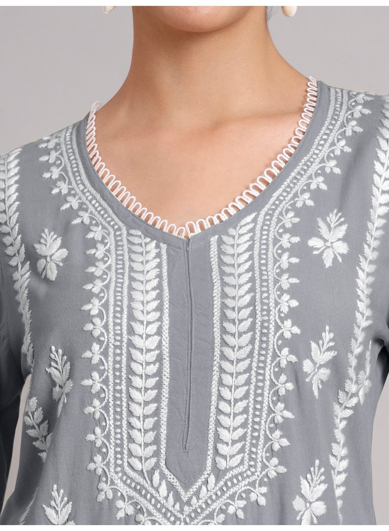 الايا طقم كورتا نسائي مطرز يدويًا من رايون لوكنو تشيكانكاري - Image 5