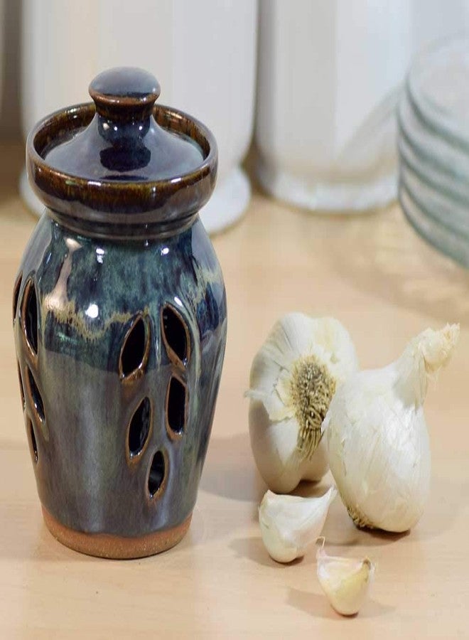 Modern Artisans مرطبان لحفظ الثوم مصنوع من الخزف الحجري الأمريكي من Modern Artisans باللون الأزرق الداكن - Image 3