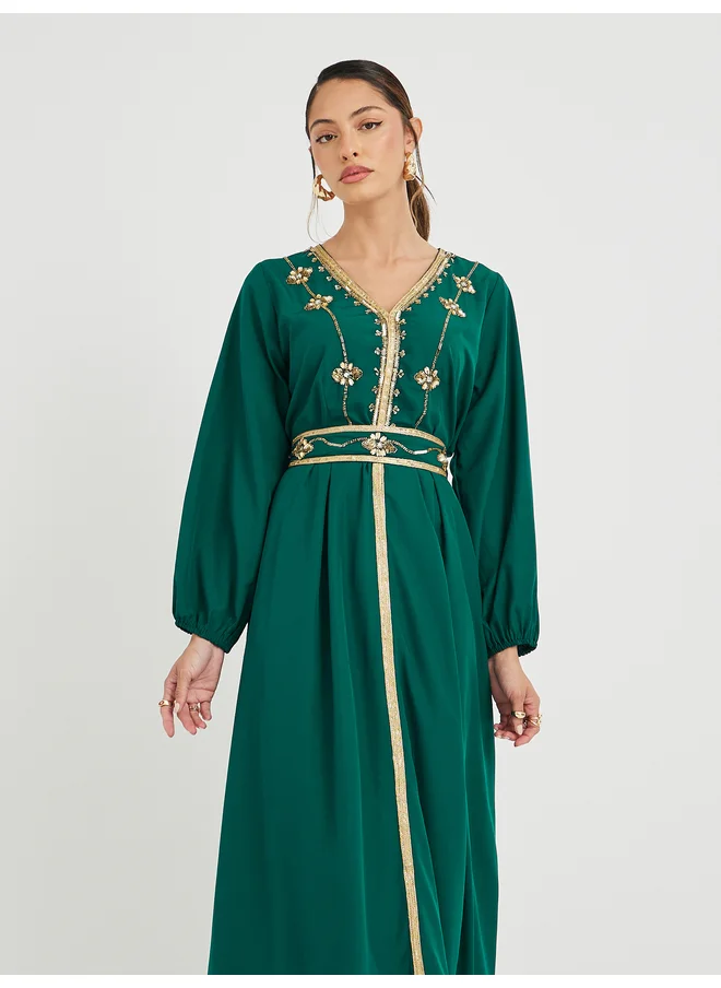 أميرة Amirah Embellished Balloon Sleeve V Neck Belted Kaftan