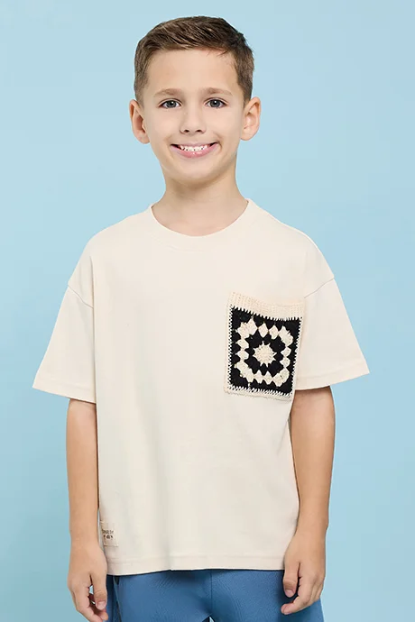 أر أند بي Crochet Detail T-Shirt with Crew Neck and Short Sleeves