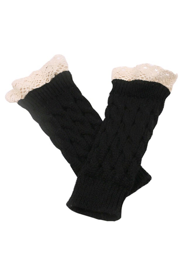 قفازات شتوية ناعمة للسيدات بدون أصابع مع فتحة للإبهام ومزينة بالدانتيل - Image 3