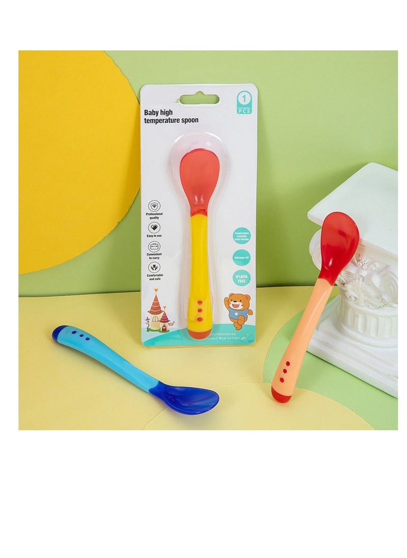 Set of 3 baby feeding training spoons with red baby temperature spoons