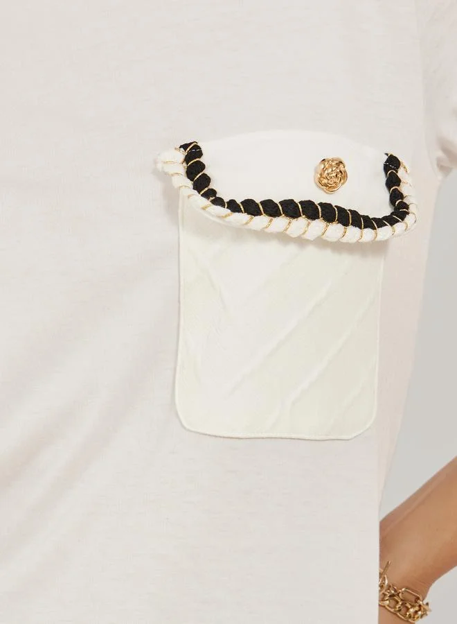 Styli Embellished Pocket Detail Regular Fit T-Shirt