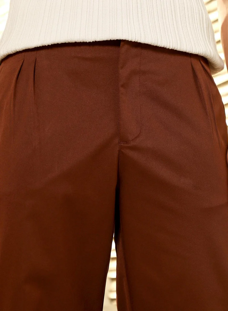 Campus Sutra Campus Sutra Men's Chocolate Brown Pleated Tailored Trousers | Mid-Rise , Straight Hem , Button Closure | Solid Plain | Polyester Blend Trousers For Formal & Office Wear