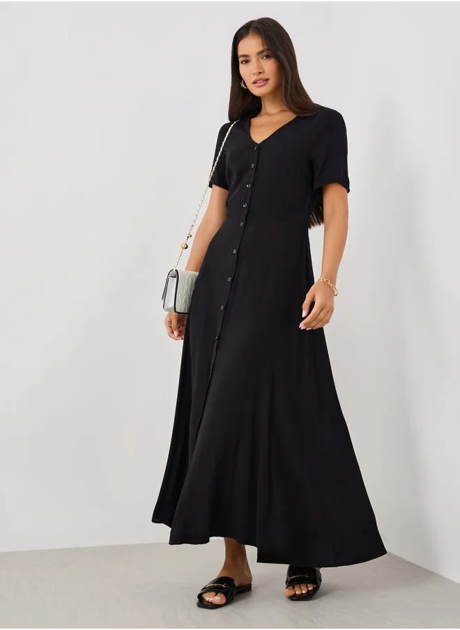 Styli Styli Solid V-Neck Buttoned A-Line Maxi Dress