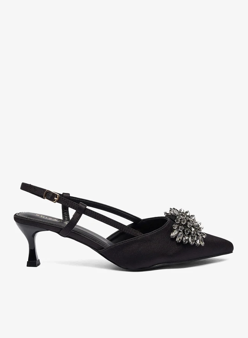 خزانة حذاء كلاسيكي بكعب خلفي مكشوف