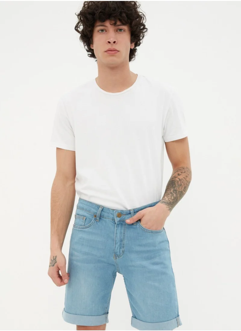 trendyol Essential Skinny Fit Shorts