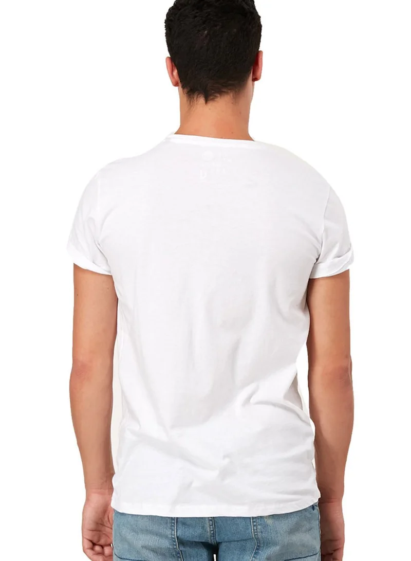 !Solid AKON Basic Pocket T-Shirt