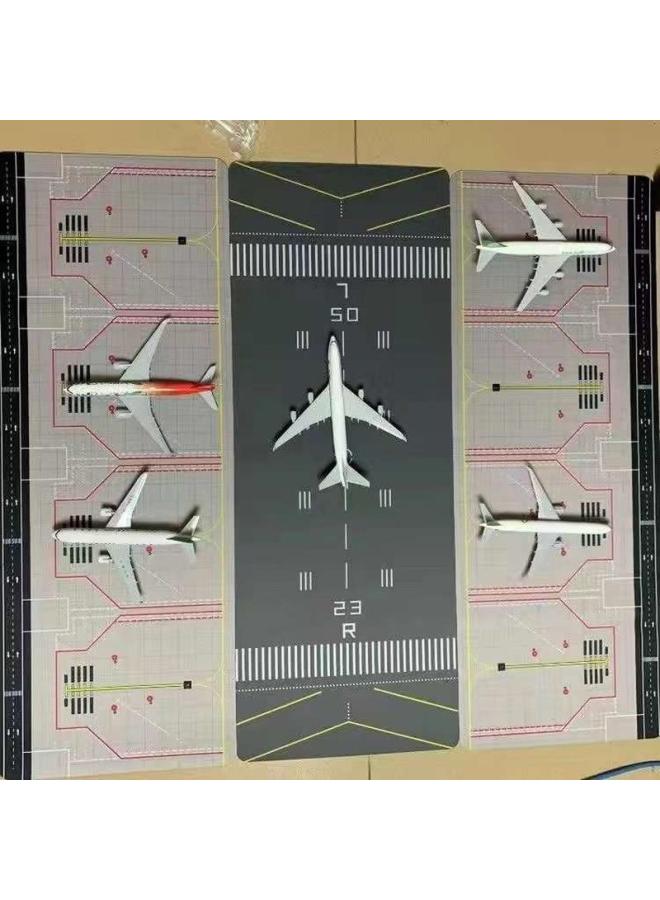 [Model Scene] 1:400 Simulation Airport J-20 Children's Apron Runway Toys Can Be Assembled-Color:4-link Row Stop Position [2 Small Passenger Machines] - Image 3