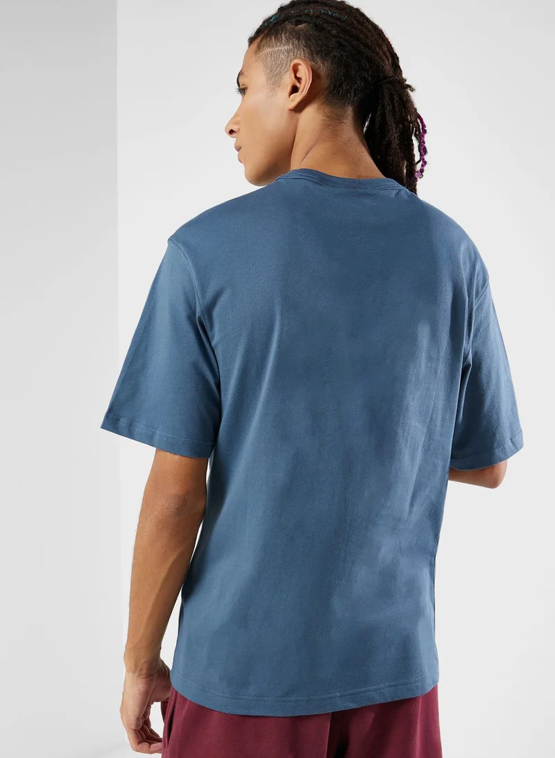 ريبوك تيشيرت كاجوال