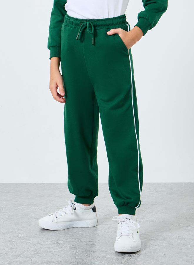 ستايلي طقم من بنطال جوغر وسويتشيرت مُطبع - Image 5