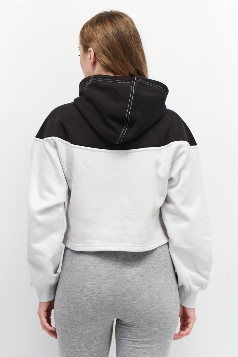 PUMA ملابس رياضية نسائية بليزر طويل الأكمام وقصير مع غطاء رأس، أسود - Image 3