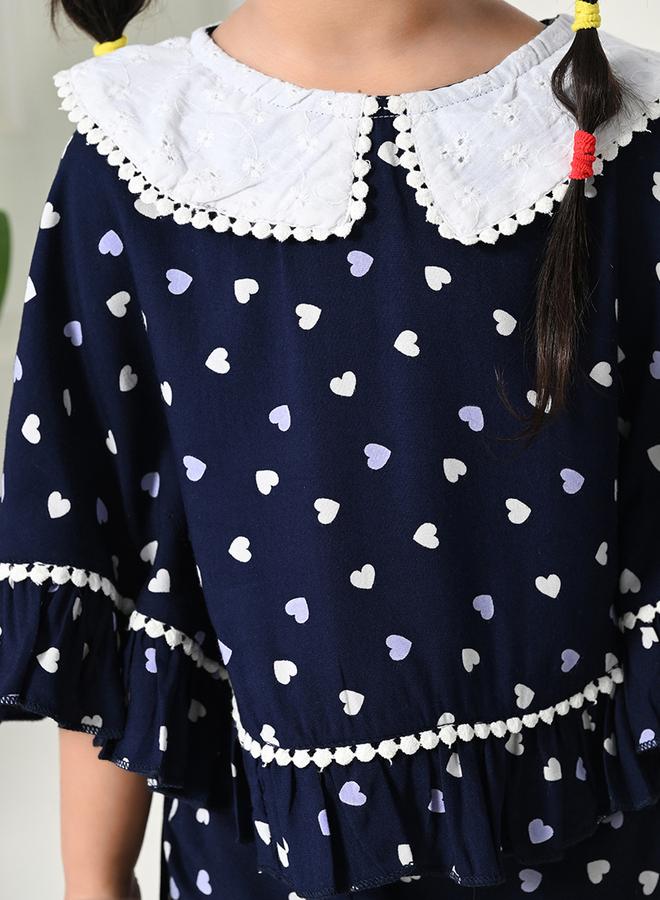 بيلا مودا طقم بيلا مودا بلوزة وشورت بطبعة قلب وتفاصيل دانتيل - Image 3