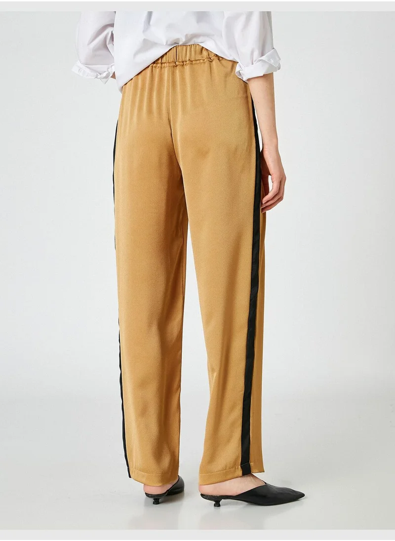 كوتون Wide Leg Pleated Pants Side Striped